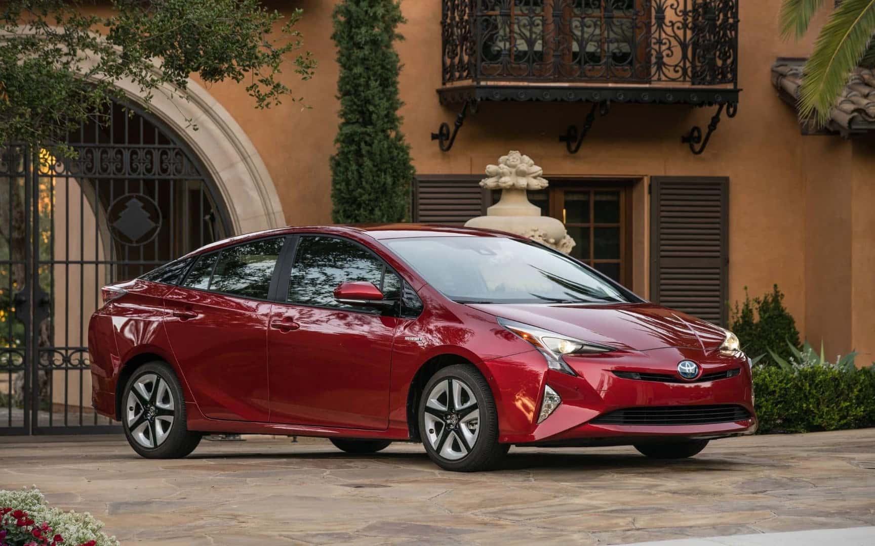 The 2016 Toyota Prius In A Fancy Courtyard