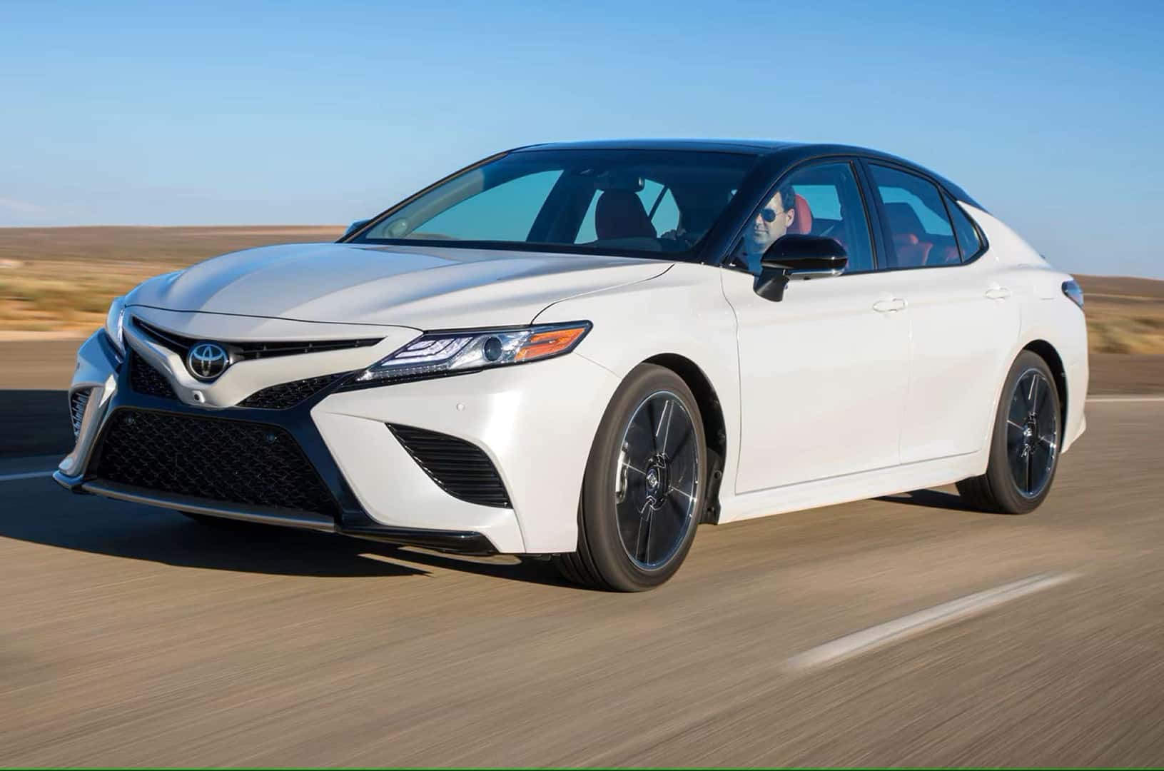 The Gorgeous Front Profile Of The Amazing 1018 Toyota Camry