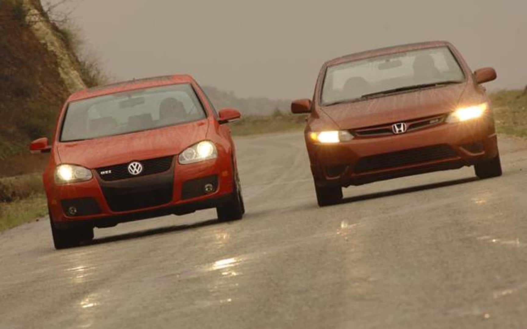Volkswagen GTI vs Honda Civic SI