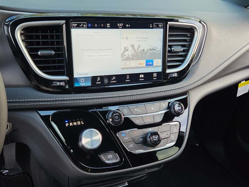 2026 Chrysler Pacifica Technology
