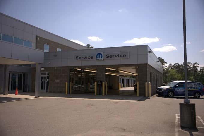 Centro de servicio Mopar en ALM CDJR Macon