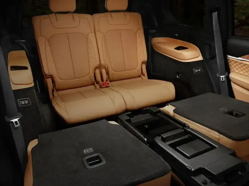 2027 Jeep Grand Cherokee Interior