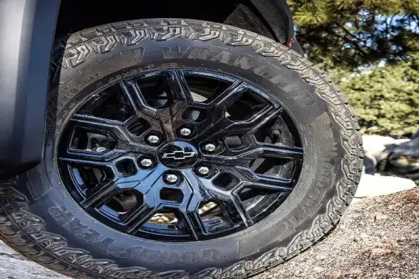 2024 chevy colorado wheel 2