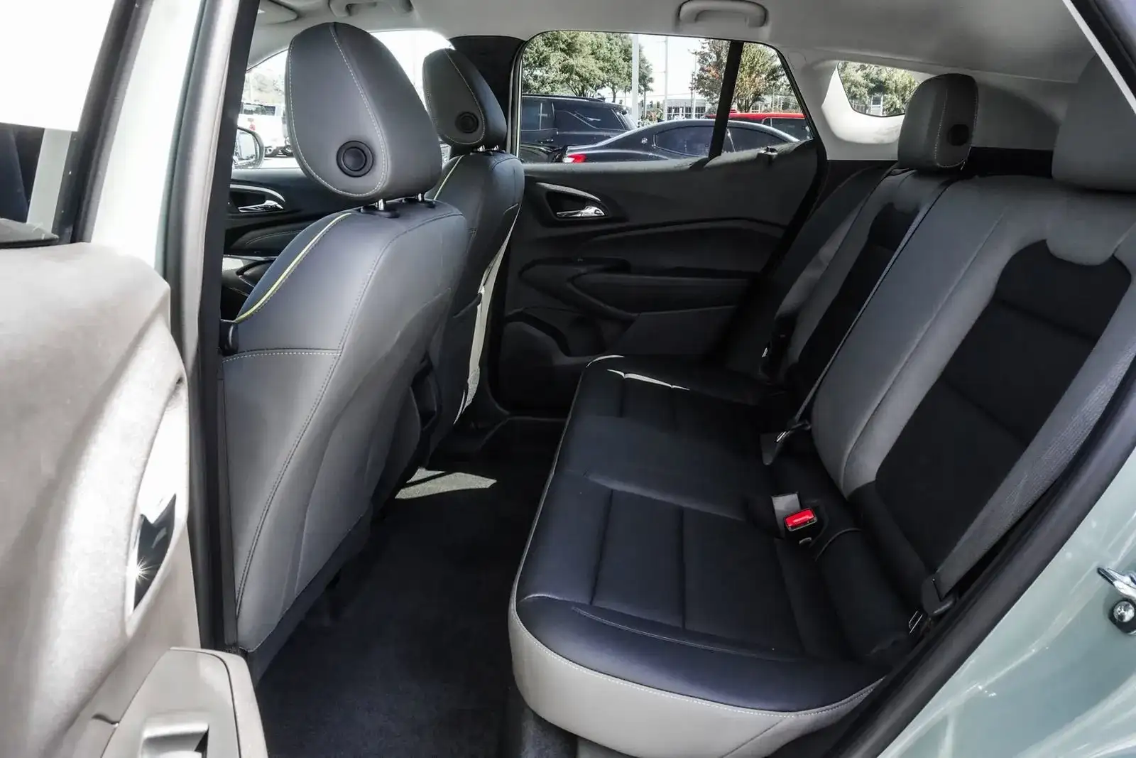 2026 trax interior