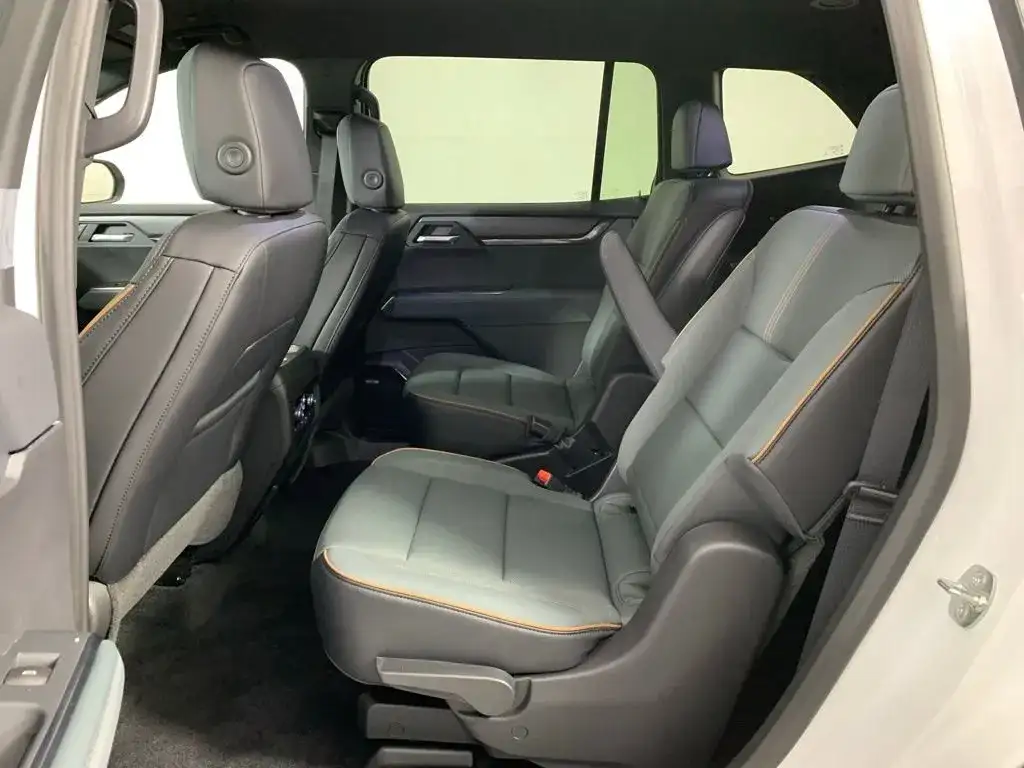 Acadia interior