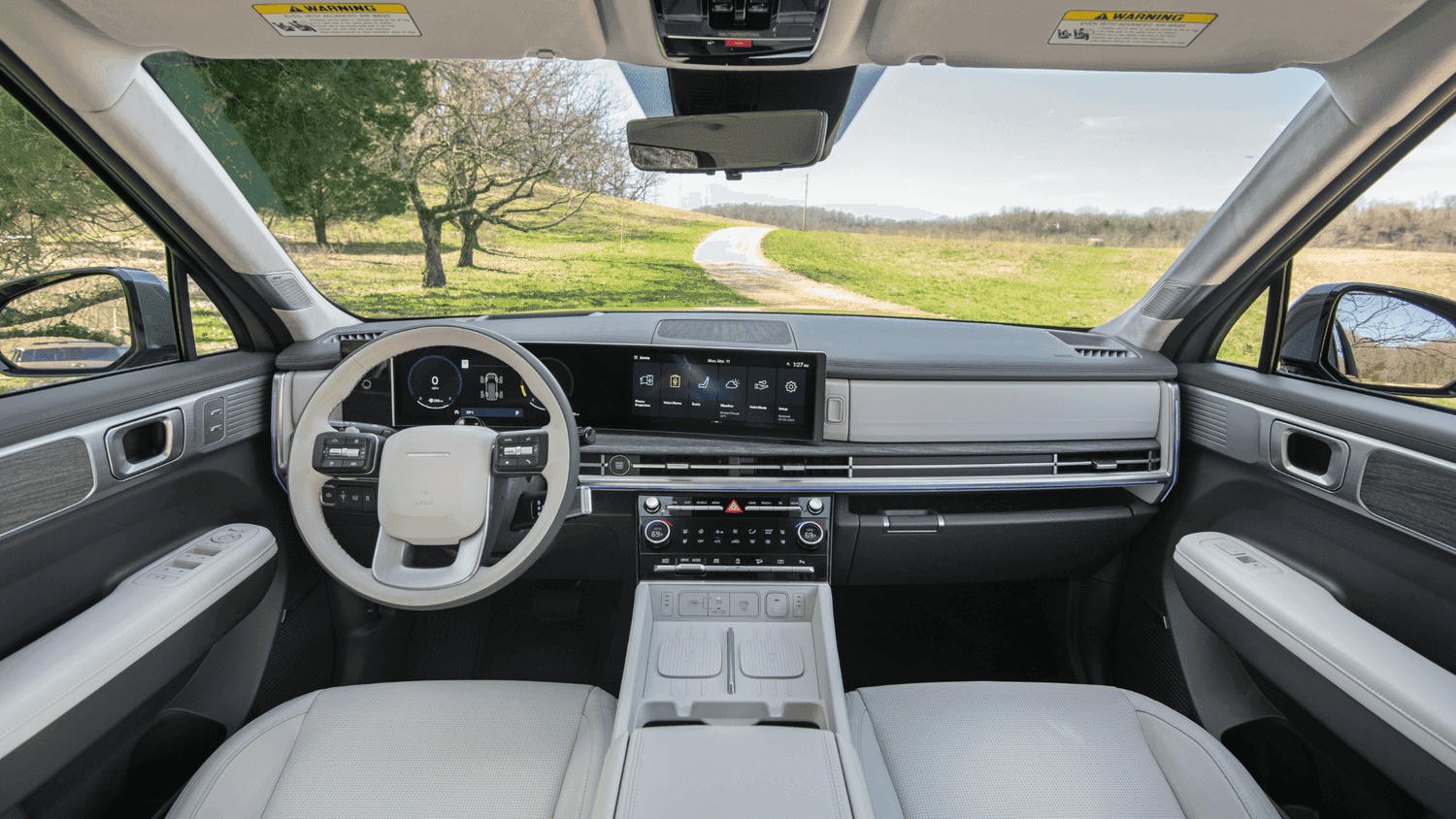 Sleek and modern dashboard of the 2025 Hyundai Santa Fe, perfect for tech-focused drivers in Athens, GA.