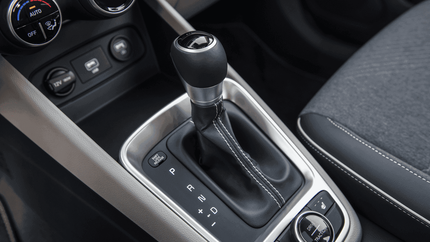 Close-up of automatic gear shift and traction dial in the 2025 Hyundai Venue in Athens, GA.