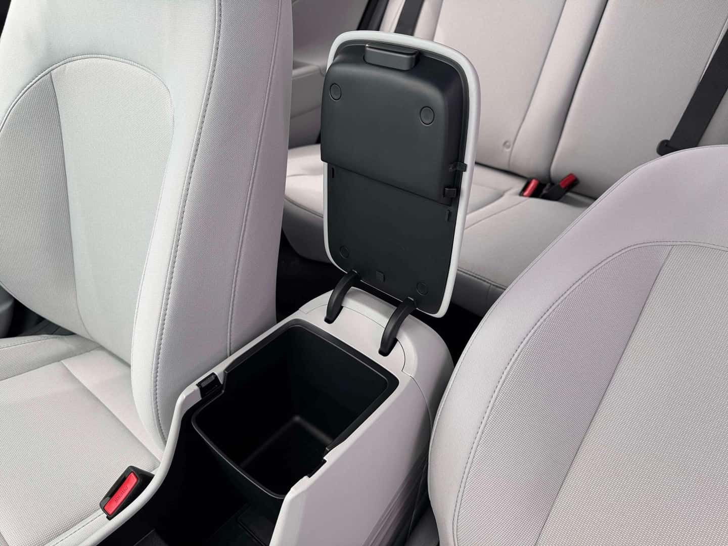 2026 Hyundai KONA Interior