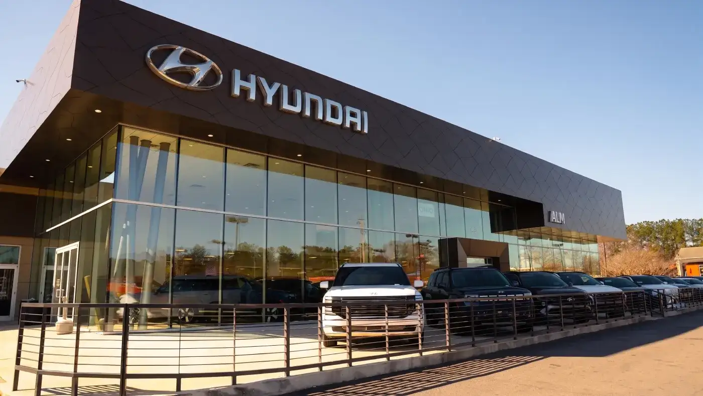 ALM Hyundai West Exterior