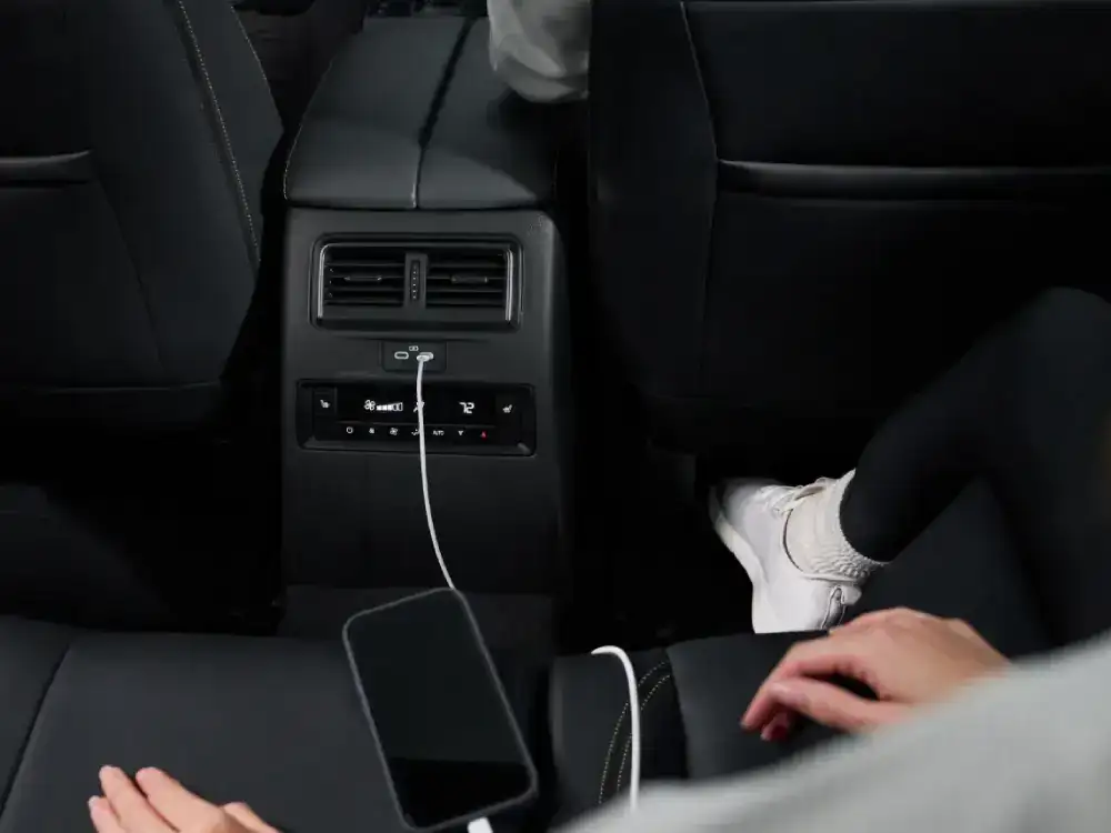 2026 Mazda CX-70 PHEV Interior