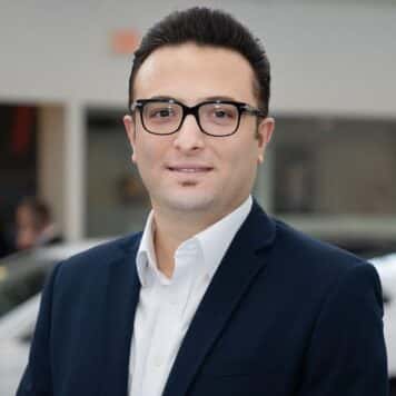 Kamiar Akhaghi