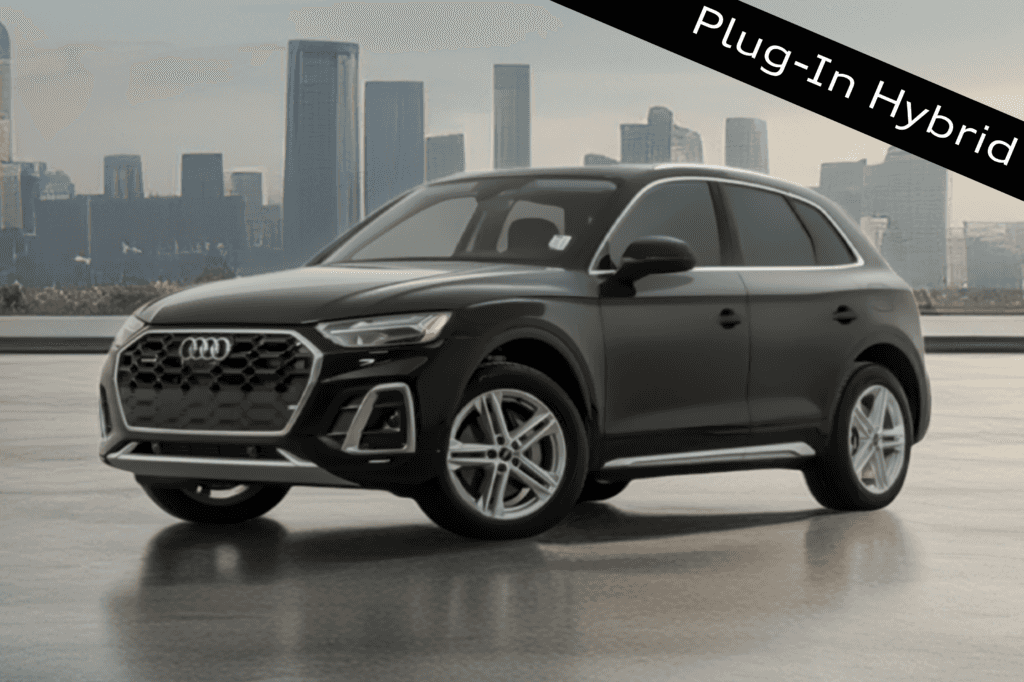 Pre-Owned 2025 Q5 e SUV