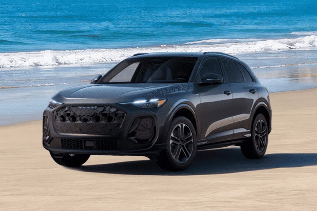 Luxury Loaner 2025 Q5 SUV