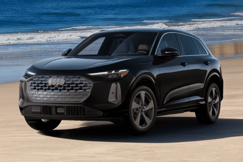 Luxury Loaner 2025 Q5 SUV