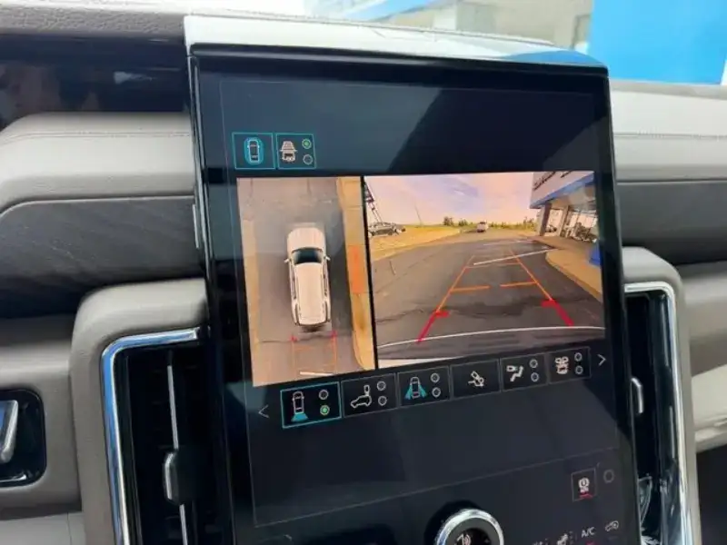 2027 GMC Yukon Dash