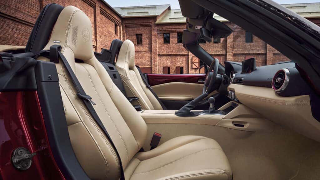 2025 MAZDA MX-5 Miata Interior