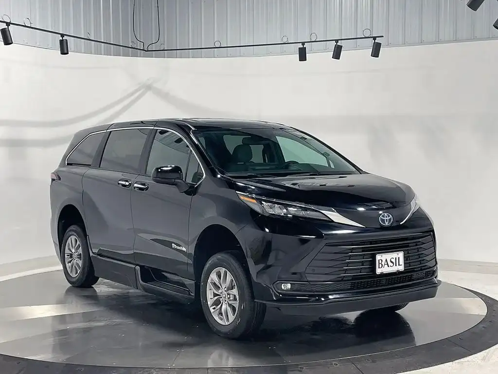 Choose the 2026 Toyota Sienna Wheelchair Accessible Van