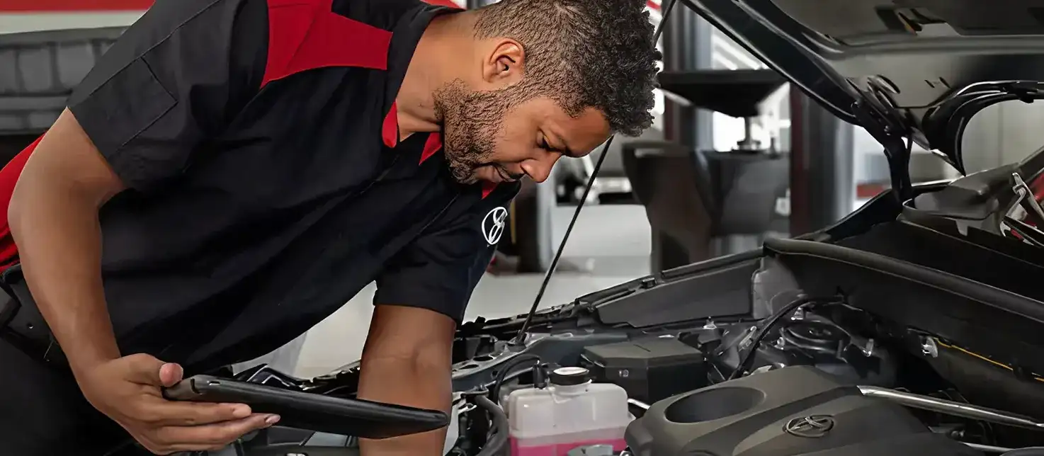 Book Your Toyota Oil Change in Westminster, CA Today at Beach Cities Toyota Westminster
