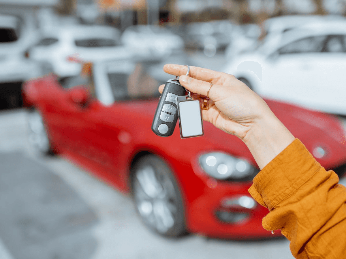 Displaying used car key