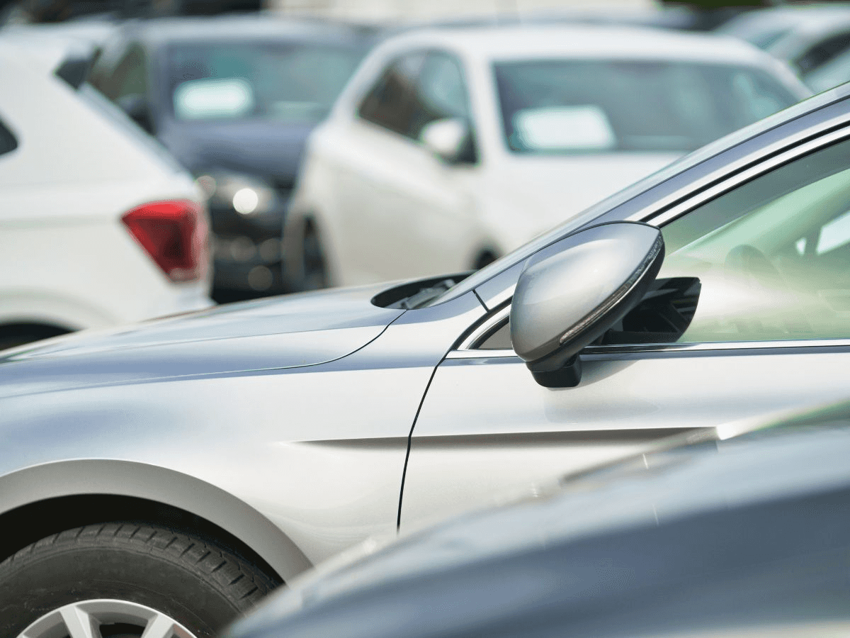 Displaying used cars