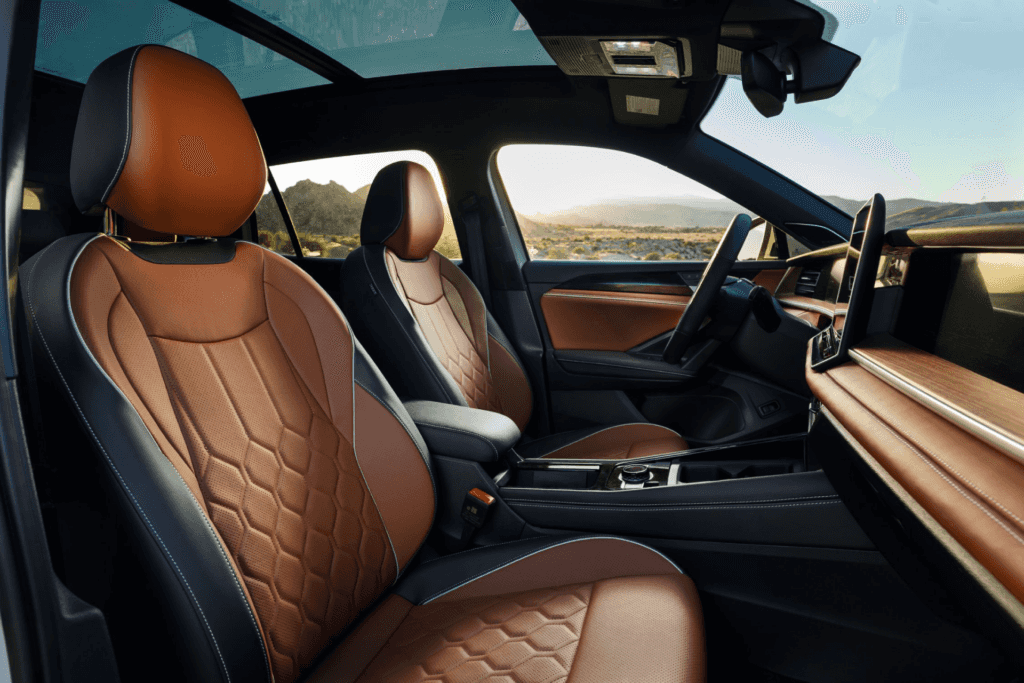 2025 VW Tiguan Interior