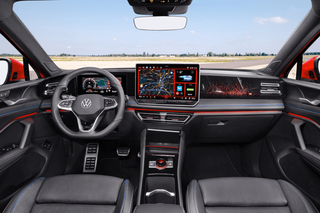 2025 VW Tiguan Interior