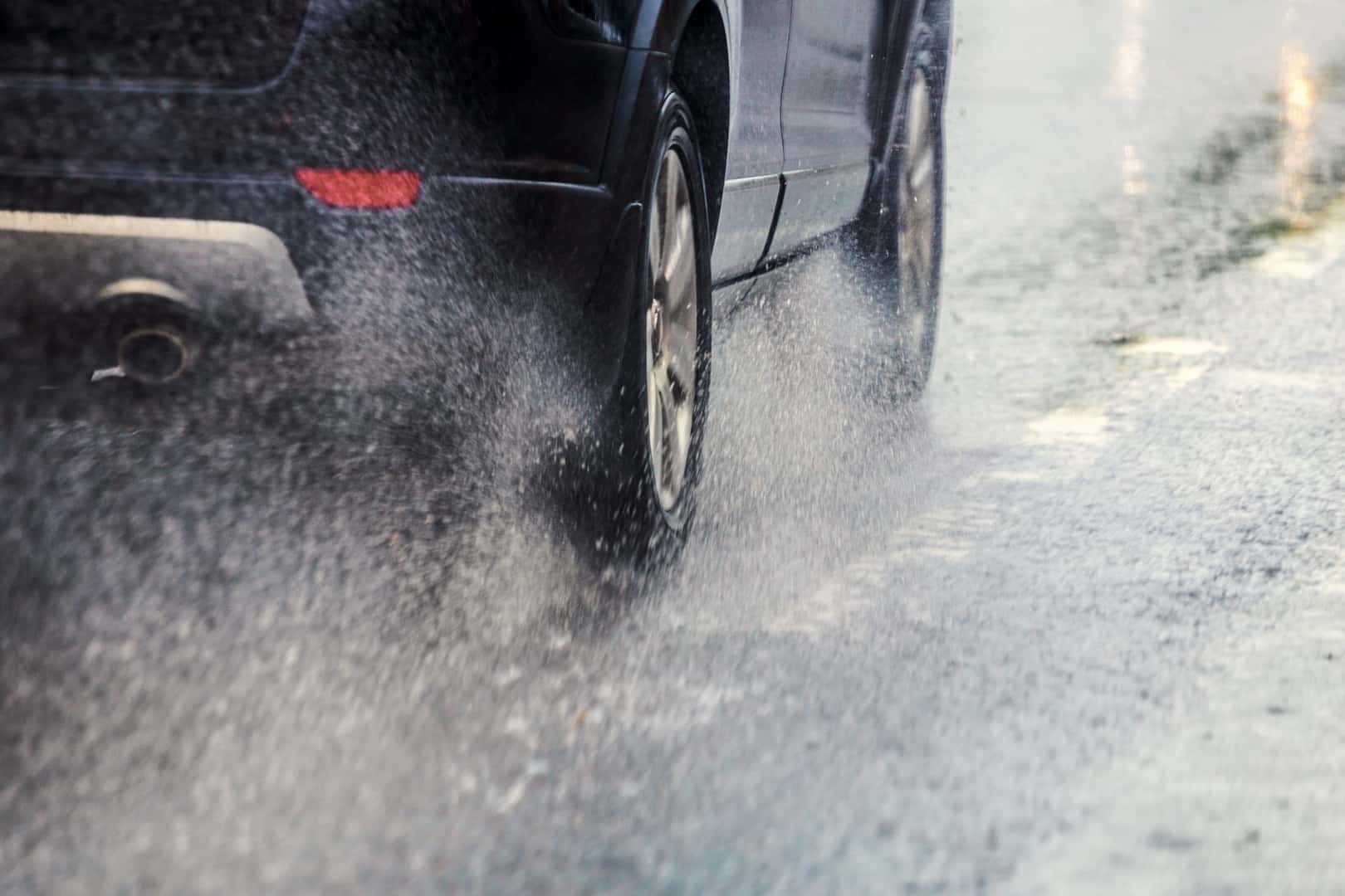 Best Cars for Bremerton Rainy Season