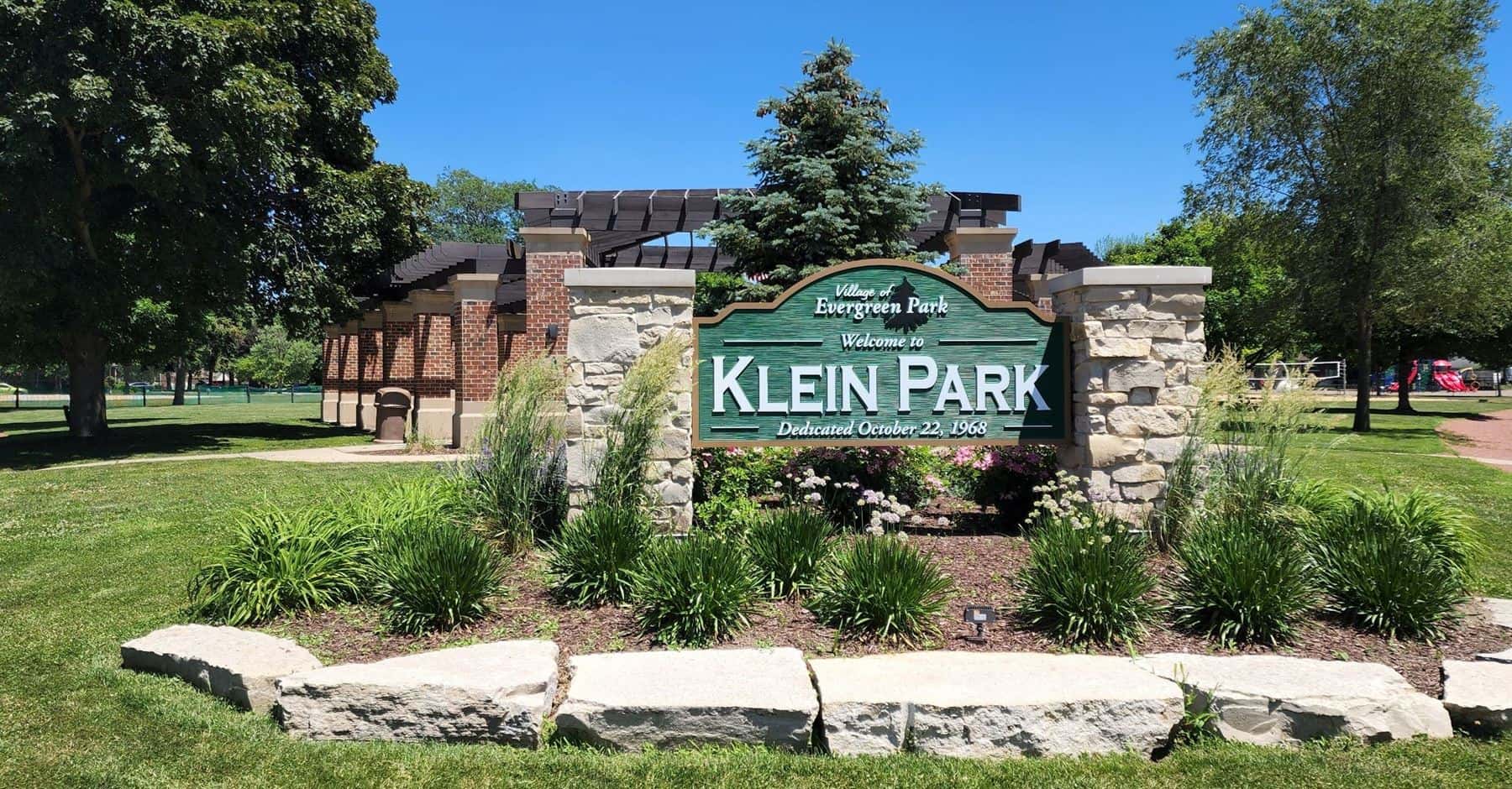 Klein Park entrance sign in Evergreen Park, IL