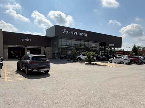 Castle Hyundai of Oak Lawn storefront