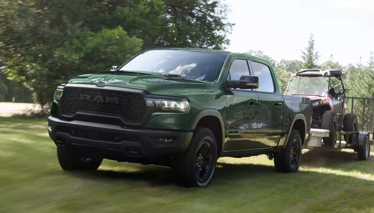 2026 Ram 1500 pulling a trailer