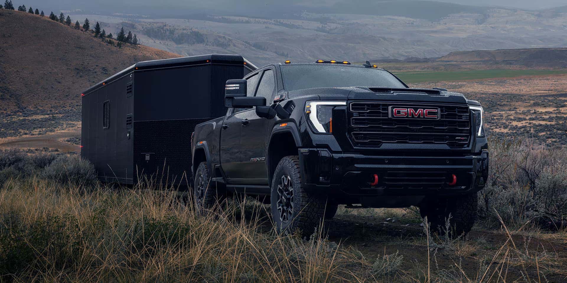 2026 Sierra HD Pulling a trailer