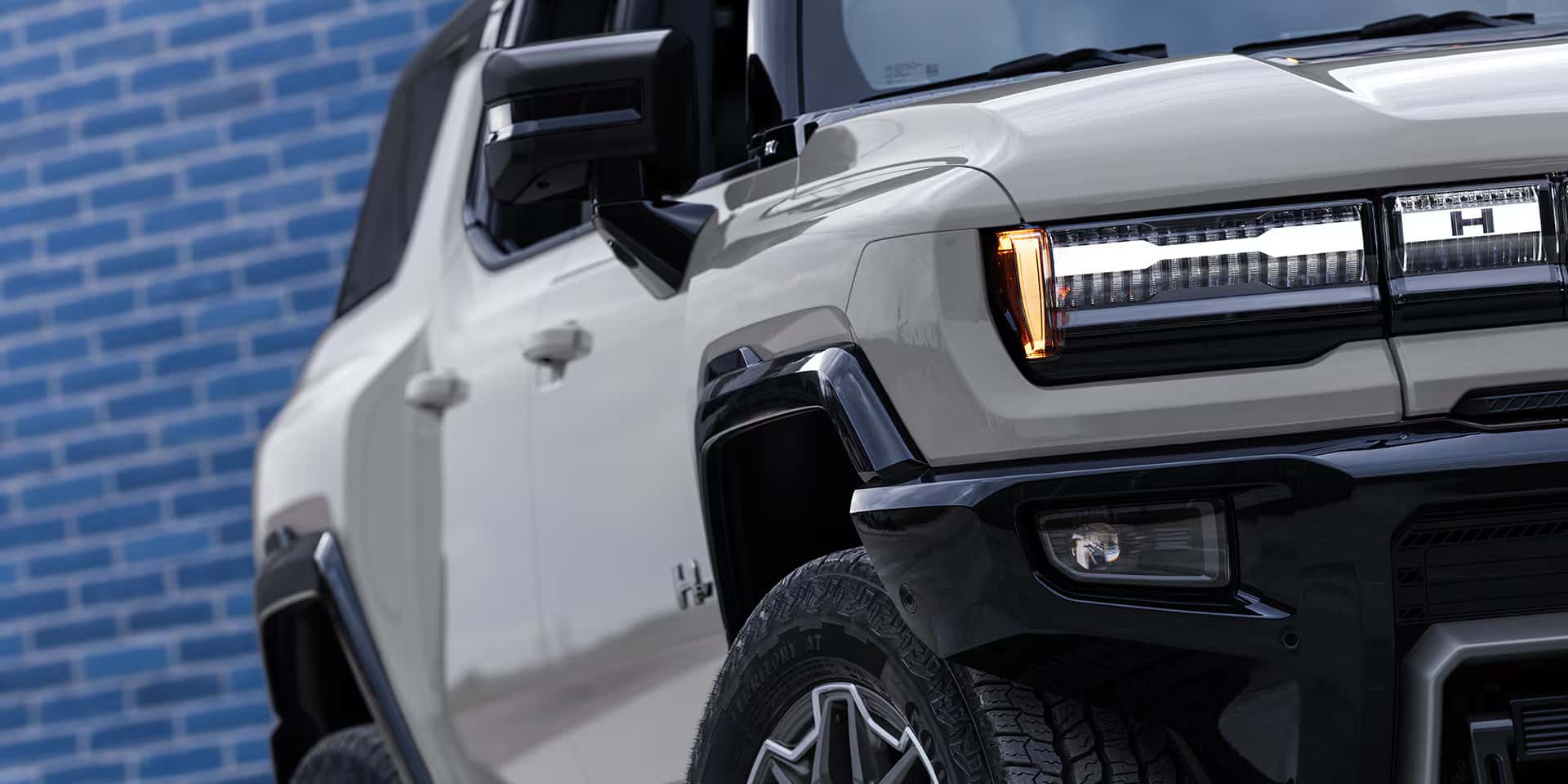 exterior of the new 2026 Hummer EV SUV