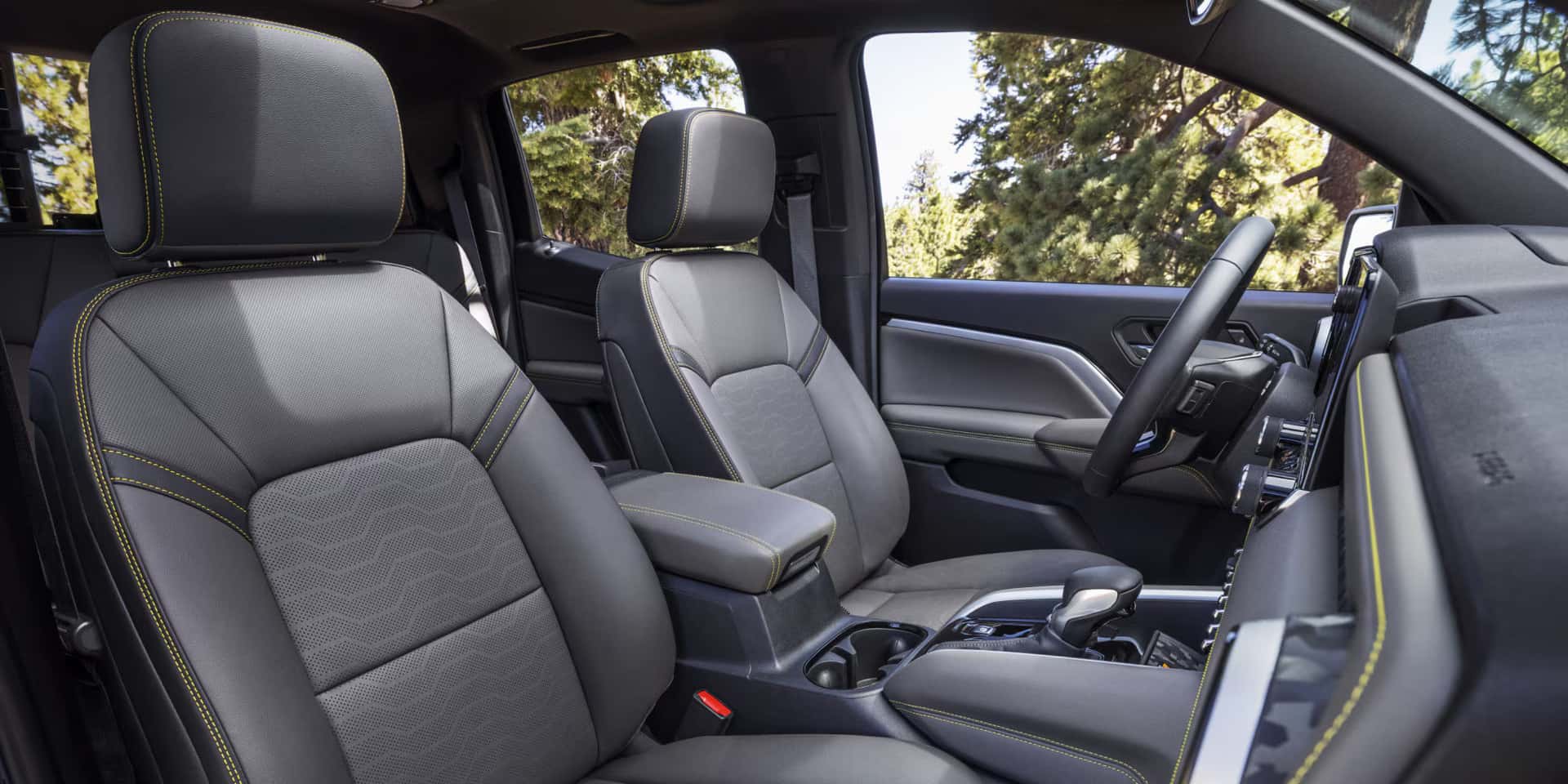 2026 chevy colorado interior