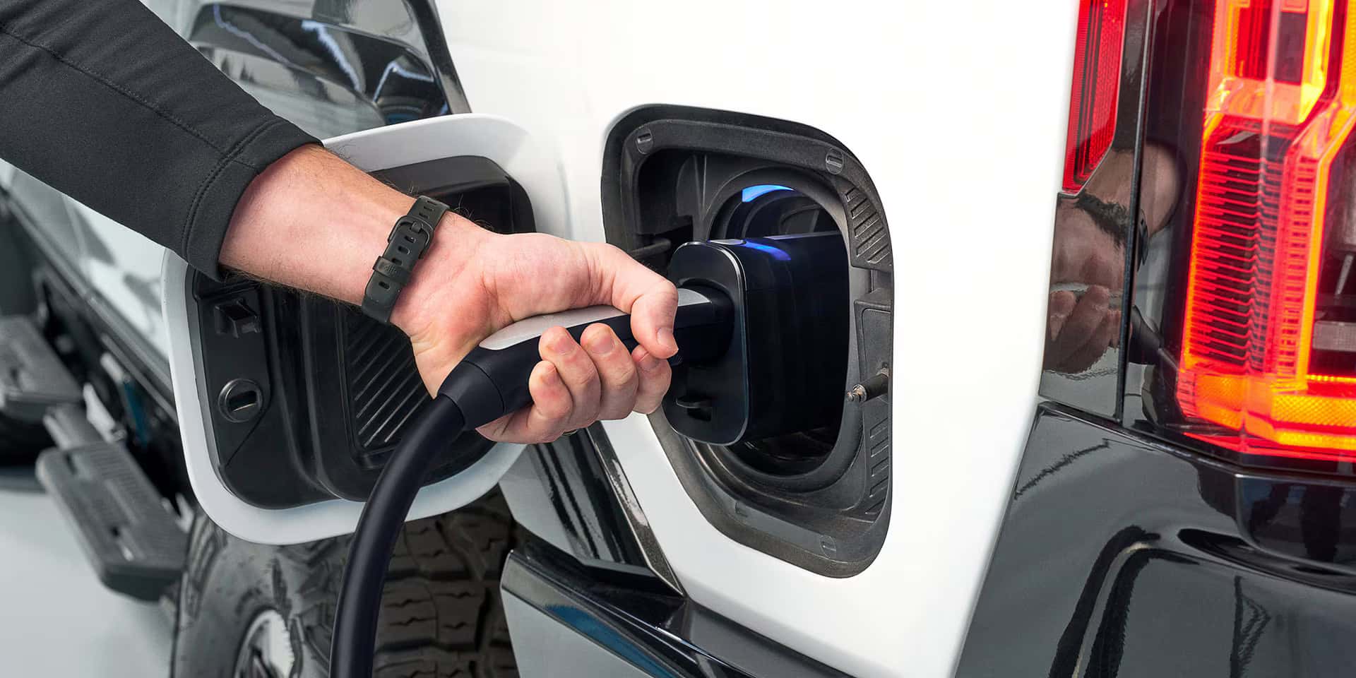 GMC Hummer EV Ultium Battery Charging