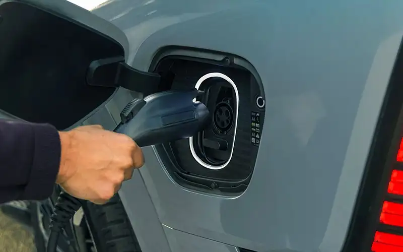 Cadillac Escalade IQ Charging