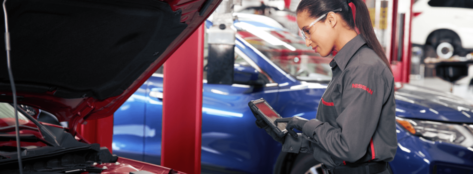 Nissan Parts vs Aftermarket Parts Genuine Nissan Parts and aftermarket parts comparison for Lafayette drivers