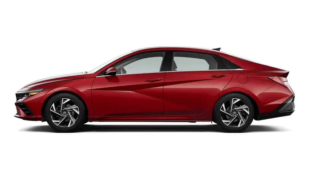 What are the trim levels for the 2025 Hyundai Elantra