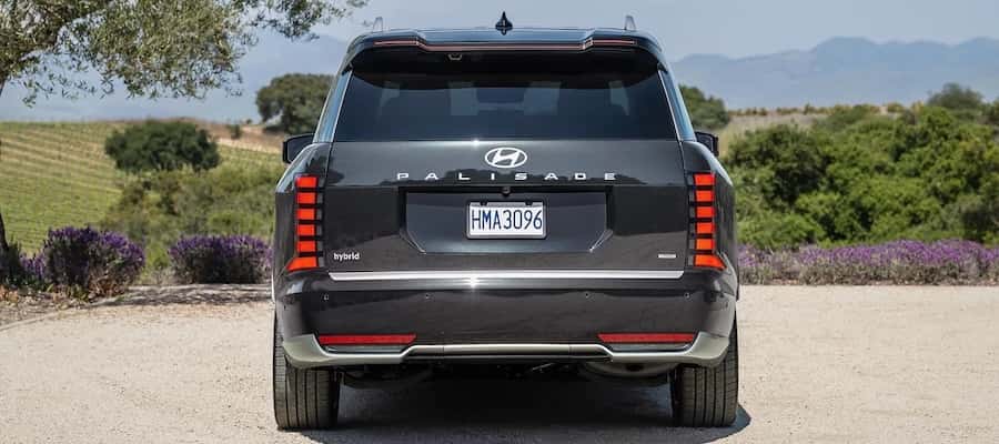2026-Hyundai-Palisade-Gas-vs.-Hybrid--MPG--Power--Towing--and-Value-