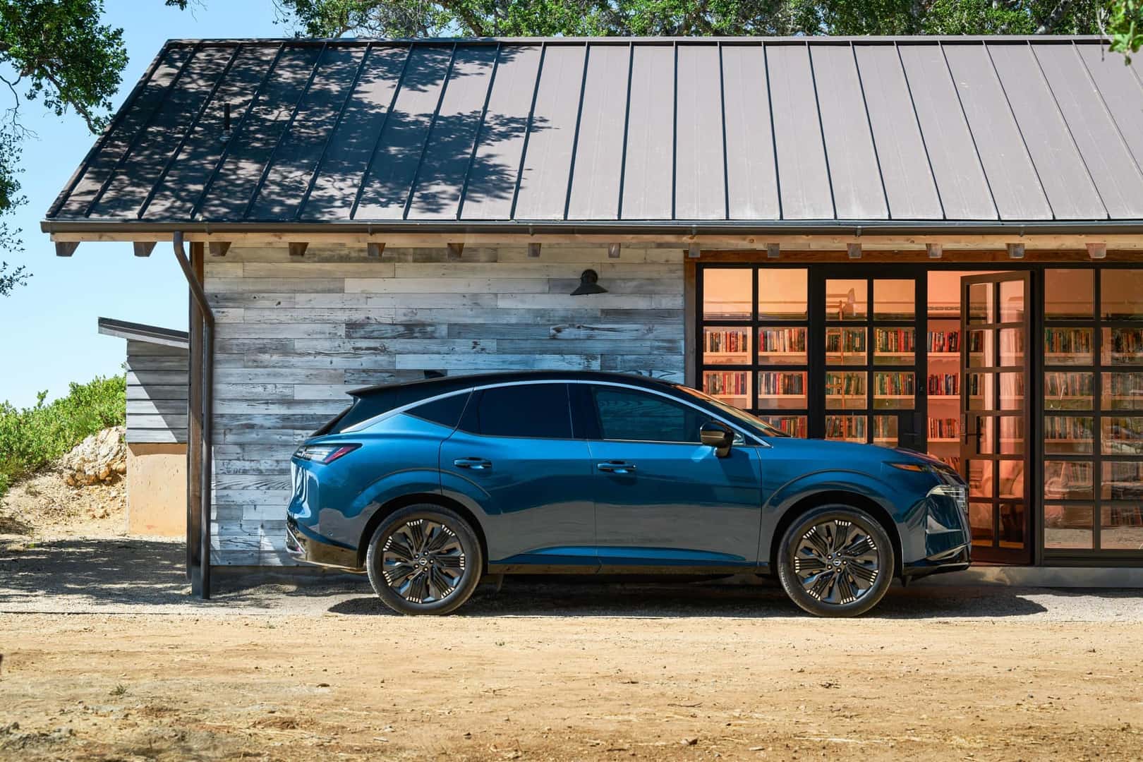 2025 Nissan Murano Aurora Blue Metallic side view