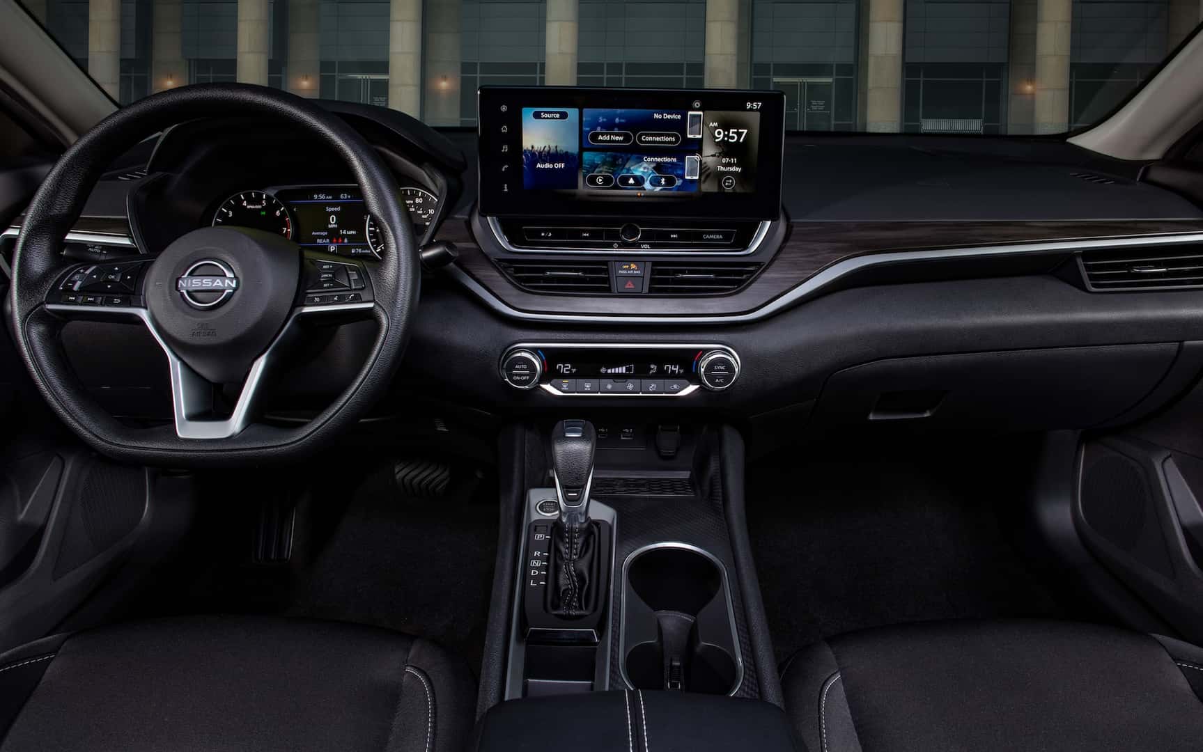 2025 Nissan Altima Front Dash