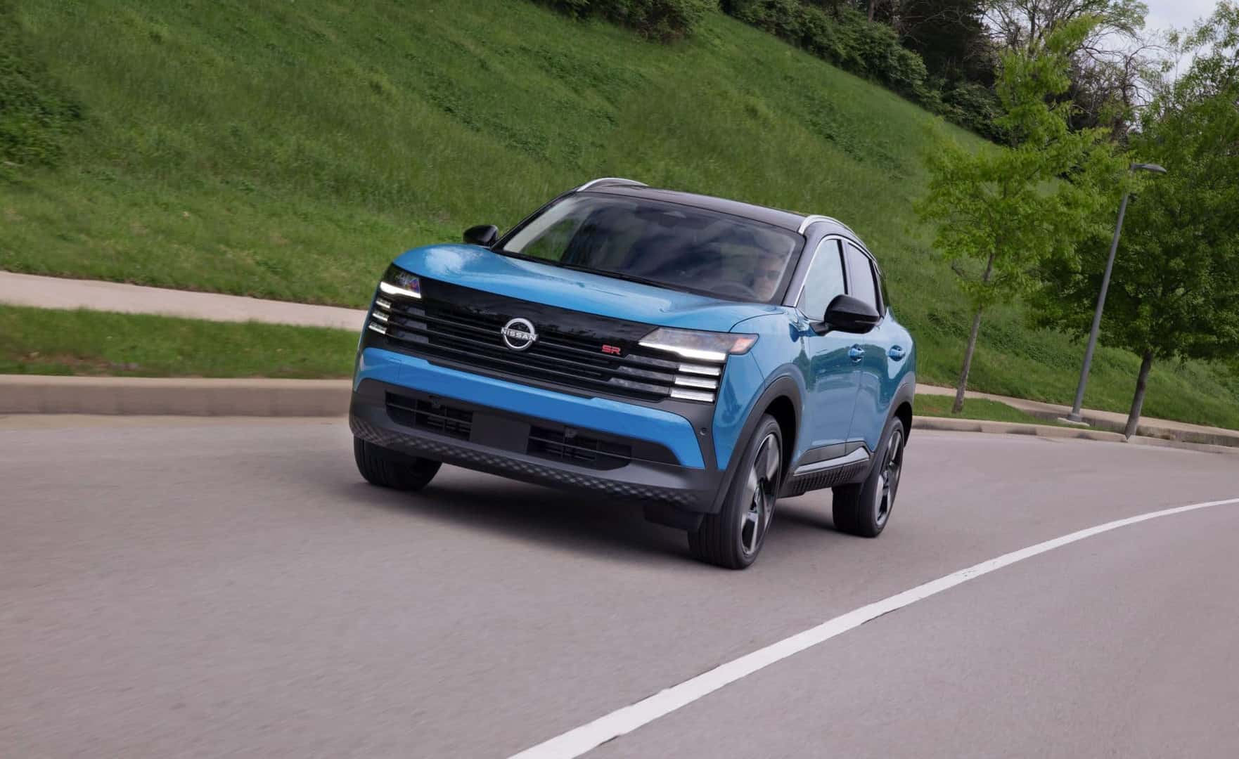 2025_Nissan_Kicks_driver_1.