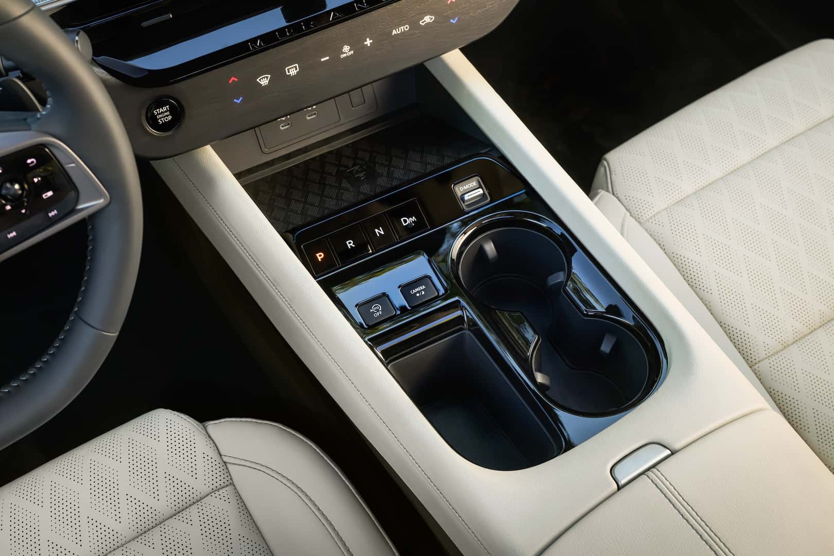 2025 Nissan Murano Cupholders and Wireless Charger