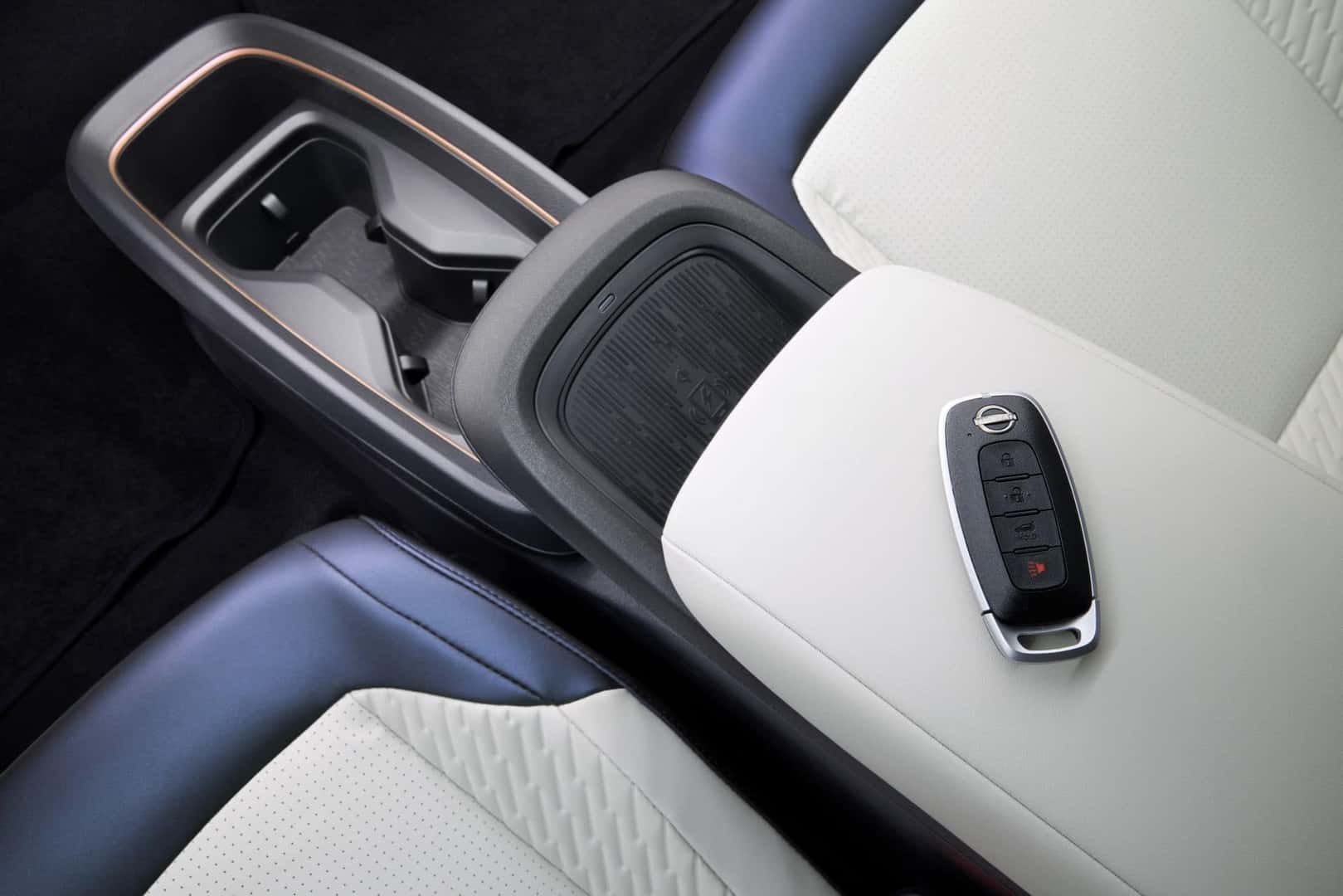2026 Nissan Leaf Cupholders