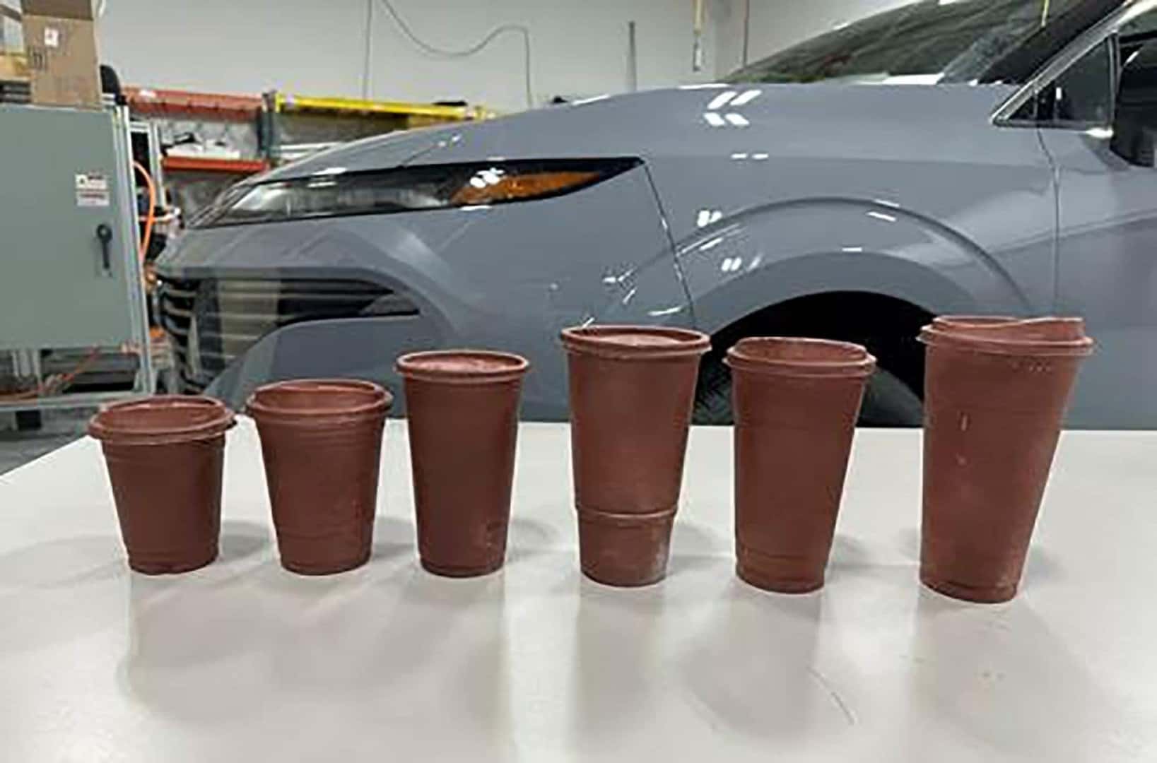 Nissan Design Study of Cup Sizes for Cupholders