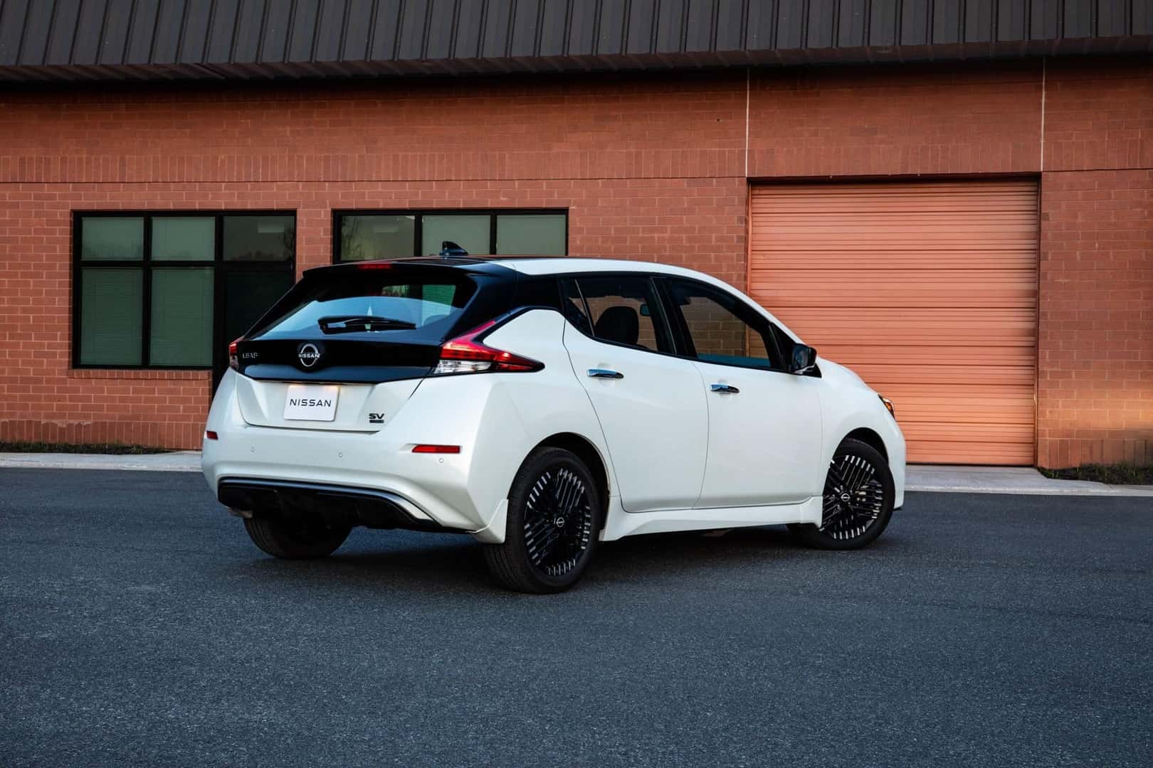 2025 Nissan Leaf Passenger Side