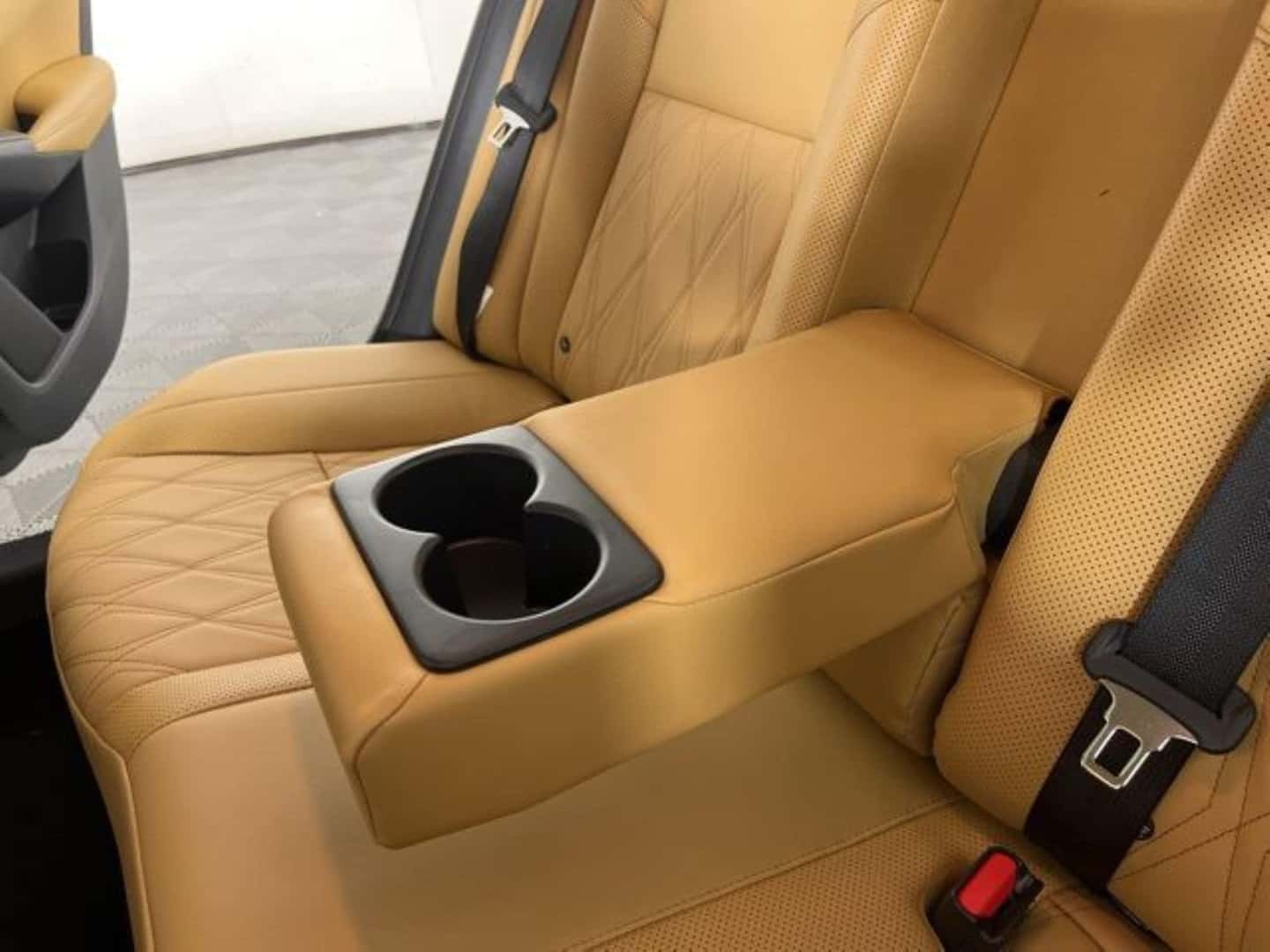 2025 Nissan Sentra Rear Seat with Cupholders
