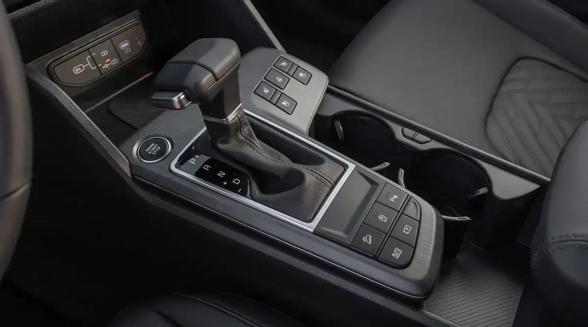 2027 Kia Sportage gear shift
