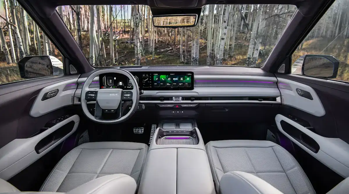 2027 Kia Telluride SX Prestige Blackberry and Sand Beige SynTex