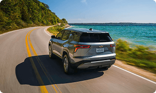 2026 Chevrolet Equinox gallery image 1