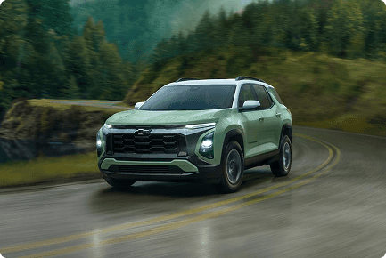 2026 Chevrolet Equinox gallery image 3